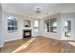 Photo #5: 981736 Listing