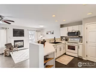 Photo #3: 981747 Listing 