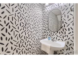 Photo #5: 981747 Listing 