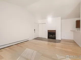 Photo #3: 981786 Listing