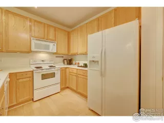 Photo #6: 981792 Listing