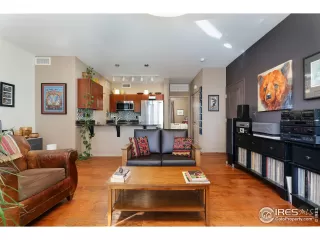 Photo #6: 981812 Listing 