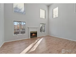 Photo #3: 981816 Listing