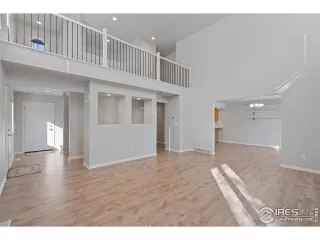 Photo #4: 981816 Listing