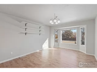 Photo #5: 981816 Listing