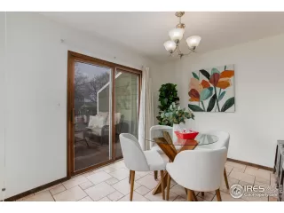 Photo #6: 981859 Listing