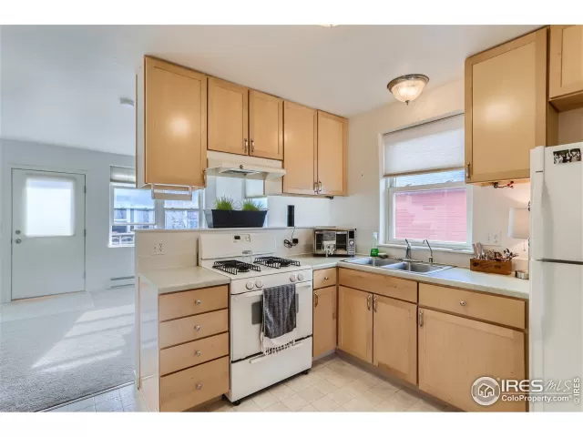 MLS: 981886 Condo For Sale