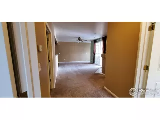 Photo #6: 981930 Listing