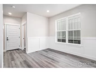 Photo #2: 981979 Listing