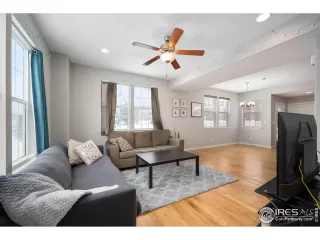 Photo #6: 981992 Listing