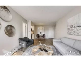 Photo #6: 982011 Listing