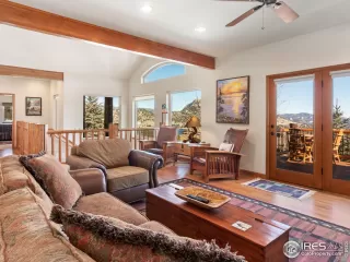 Photo #6: 982020 Listing