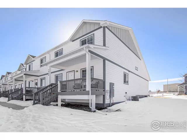 MLS: 982072 Condo For Sale