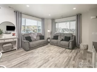 Photo #5: 982110 Listing 