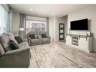 Photo #6: 982110 Listing 