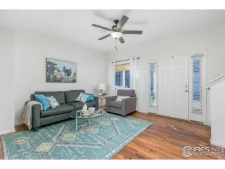 Photo #4: 982157 Listing