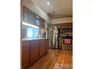 Photo #5: 982219 Listing