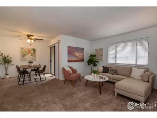 Photo #4: 982270 Listing