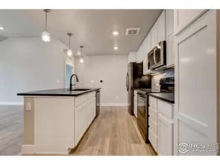 Photo #4: 982316 Listing 