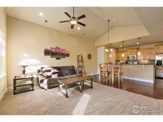 Photo #3: 982325 Listing