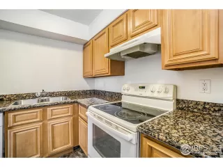 Photo #3: 982335 Listing