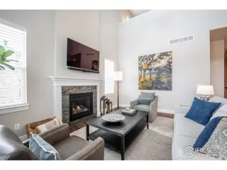 Photo #3: 982360 Listing