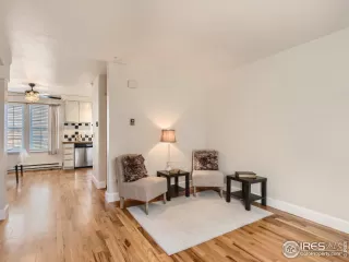 Photo #2: 982362 Listing