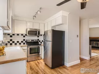 Photo #6: 982362 Listing