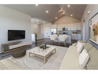 Photo #3: 982381 Listing