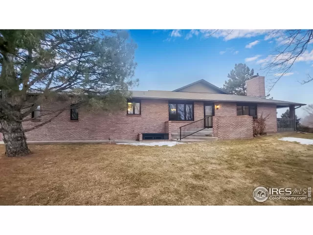 MLS: 982457 Condo For Sale