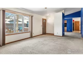 Photo #6: 982457 Listing 