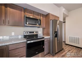 Photo #2: 982538 Listing