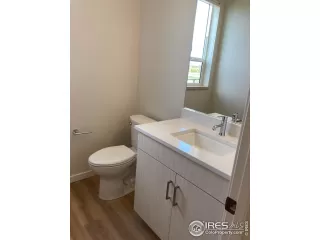 Photo #4: 982545 Listing