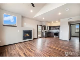 Photo #6: 982547 Listing