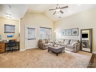 Photo #4: 982589 Listing