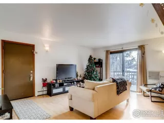 Photo #3: 982601 Listing