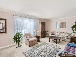 Photo #6: 982605 Listing