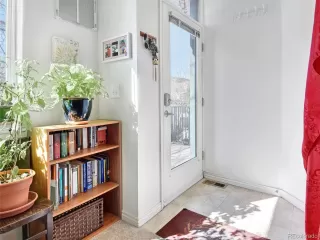 Photo #5: 9827031 Listing 