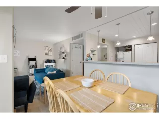 Photo #6: 982736 Listing