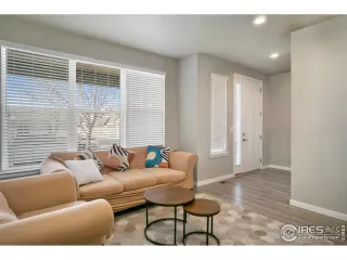 Photo #2: 982754 Listing