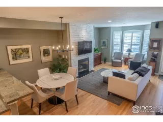 Photo #4: 982758 Listing 