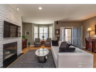 Photo #5: 982758 Listing 