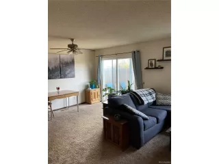 Photo #6: 9827741 Listing