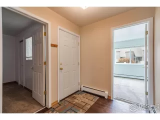 Photo #4: 982810 Listing