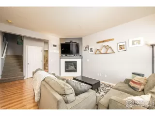 Photo #4: 982914 Listing