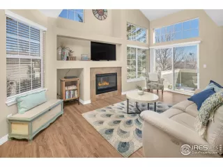 Photo #1: 983008 Listing