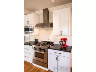 Photo #5: 983046 Listing