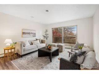 Photo #2: 983059 Listing