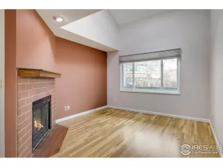 Photo #6: 983085 Listing