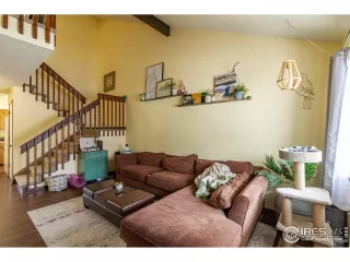 Photo #2: 983105 Listing